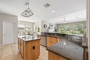 2 Harmony Arbor Ct, The Woodlands, TX 77382 - Photo 14