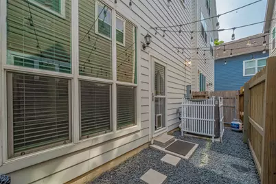 854 W 20th Street, Houston, TX 77008 - Photo 40