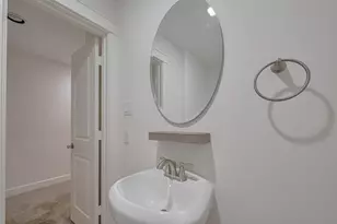 854 W 20th St, Houston, TX 77008 - Photo 28