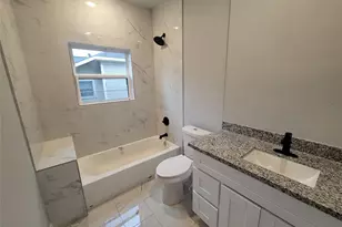 7033 Ave E, Houston, TX 77011 - Photo 12