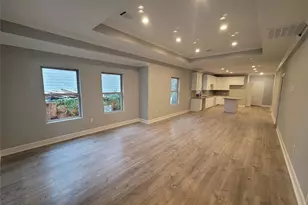 7033 Ave E, Houston, TX 77011 - Photo 2