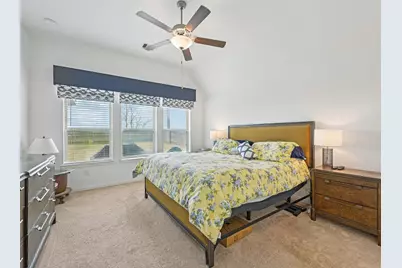 15014 Lake Shore Avenue, Mont Belvieu, TX 77523 - Photo 24