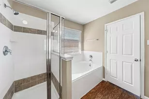 8302 Hardy Elm St, Spring, TX 77379 - Photo 10