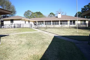 26 Westpoint Dr, Trinity, TX 75862 - Photo 10