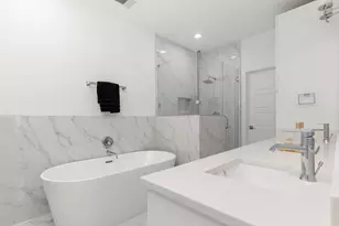 4706 Thornton Views Rd, Houston, TX 77018 - Photo 28