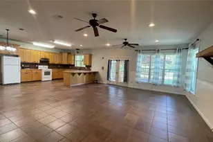 68 Lowery Ln, Huntsville, TX 77320 - Photo 6