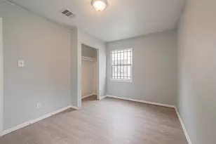 9302 Fairland Dr, Houston, TX 77051 - Photo 2