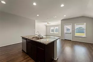 1827 Brady Shores Dr, Richmond, TX 77469 - Photo 10