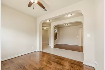 2411 Linden Bluff Court, Sugar Land, TX 77479 - Photo 6