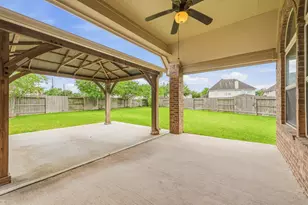 2411 Linden Bluff Ct, Sugar Land, TX 77479 - Photo 50