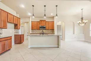 2411 Linden Bluff Ct, Sugar Land, TX 77479 - Photo 16