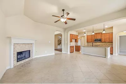2411 Linden Bluff Court, Sugar Land, TX 77479 - Photo 12