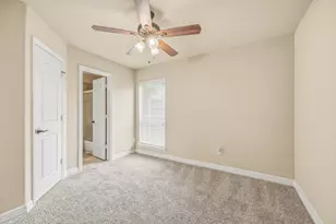 2411 Linden Bluff Ct, Sugar Land, TX 77479 - Photo 30