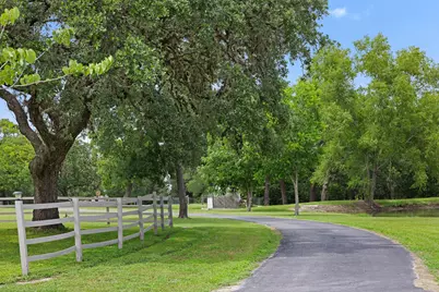 965 US Hwy 90, Flatonia, TX 78941 - Photo 22
