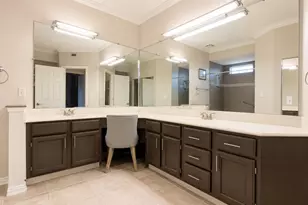 2100 Welch St, Houston, TX 77019 - Photo 18