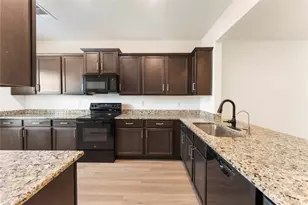 9702 Opal Gates Dr, Rosharon, TX 77583 - Photo 4