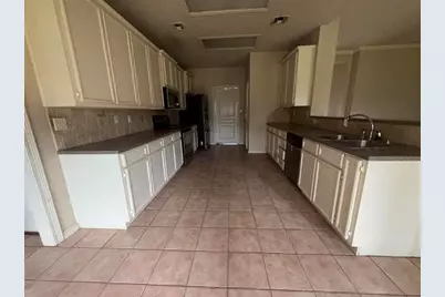 8010 Torrey Pines Circle, Beaumont, TX 77707 - Photo 12