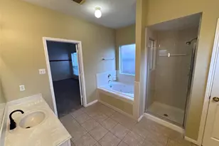 14911 Sun Kiss Ln, Houston, TX 77082 - Photo 12