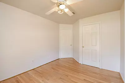 827 Knotty Elmwood Trail, Houston, TX 77062 - Photo 16