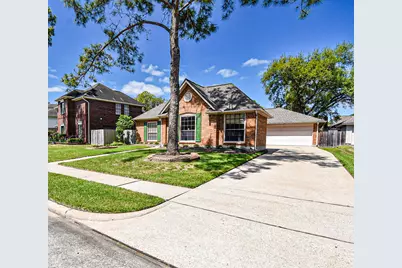 827 Knotty Elmwood Trail, Houston, TX 77062 - Photo 2