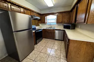 9914 El Chaco St, Baytown, TX 77521 - Photo 6