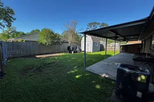 9914 El Chaco St, Baytown, TX 77521 - Photo 16