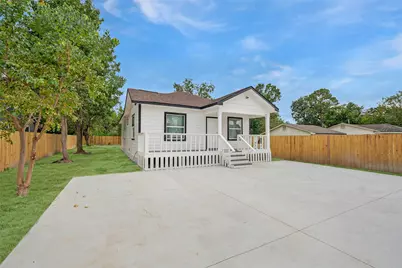 9305 Kentshire Drive, Houston, TX 77078 - Photo 1