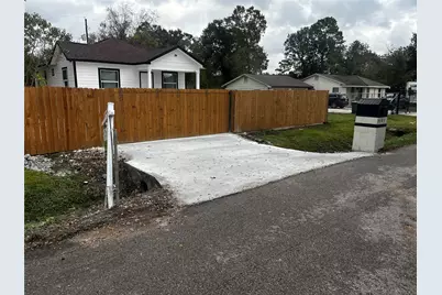 9305 Kentshire Drive, Houston, TX 77078 - Photo 30