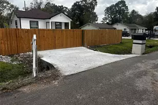 9305 Kentshire Dr, Houston, TX 77078 - Photo 30