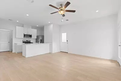 1702 Revolution Way, Missouri City, TX 77459 - Photo 8