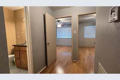 7913 Grove Ridge Drive, Houston, TX 77061 - Photo 16