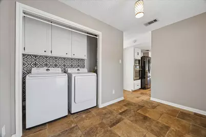 810 Halewood Drive, Houston, TX 77062 - Photo 20