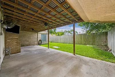 810 Halewood Drive, Houston, TX 77062 - Photo 30