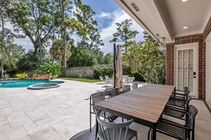 23 E Shady Ln, Houston, TX 77063 - Photo 40