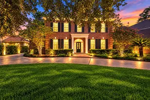 23 E Shady Ln, Houston, TX 77063 - Photo 1