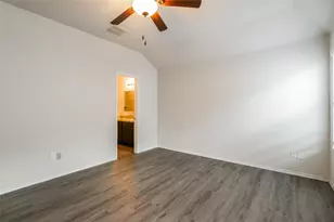 436 Upper Creek Dr, Willis, TX 77378 - Photo 6