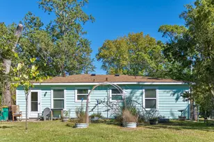 2005 Magnolia Dr, La Marque, TX 77568 - Photo 14