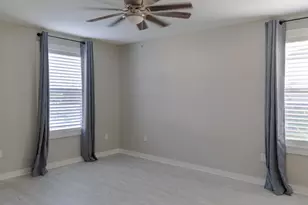 2005 Magnolia Dr, La Marque, TX 77568 - Photo 10