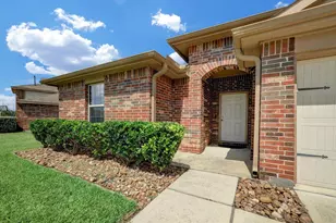 29014 Jacobs River Dr, Katy, TX 77494 - Photo 2