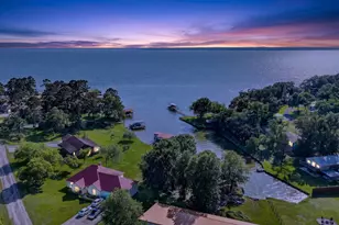 226 Crest Ln, Onalaska, TX 77360 - Photo 30