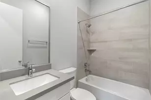 604 Thornton Oaks Rd, Houston, TX 77018 - Photo 4