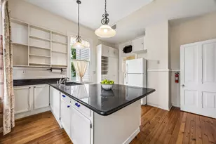 1818 Broadway St, Galveston, TX 77550 - Photo 24