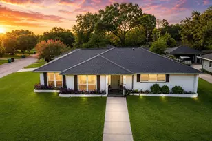 10011 Cliffwood Dr, Houston, TX 77035 - Photo 1
