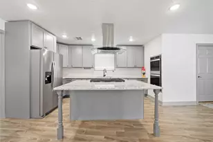 10011 Cliffwood Dr, Houston, TX 77035 - Photo 10