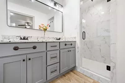 10011 Cliffwood Drive, Houston, TX 77035 - Photo 22