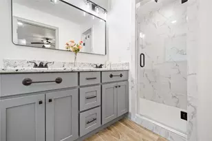 10011 Cliffwood Dr, Houston, TX 77035 - Photo 22