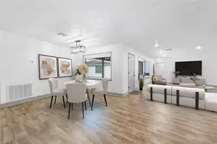 10011 Cliffwood Dr, Houston, TX 77035 - Photo 6
