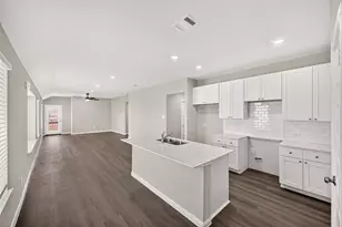 14027 Mount Hunter Dr, Willis, TX 77318 - Photo 12