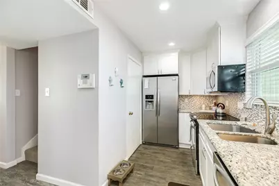 805 Calico Jack Cove, Galveston, TX 77554 - Photo 14