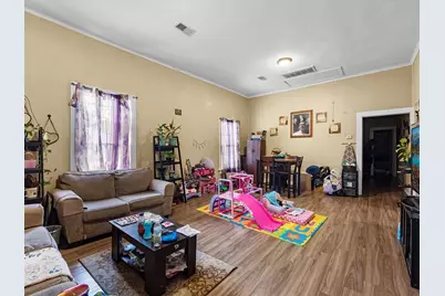 1811 39th Street, Galveston, TX 77550 - Photo 14